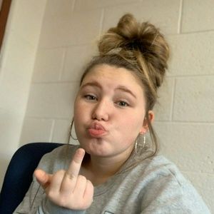 Meet your Posher, Arianna